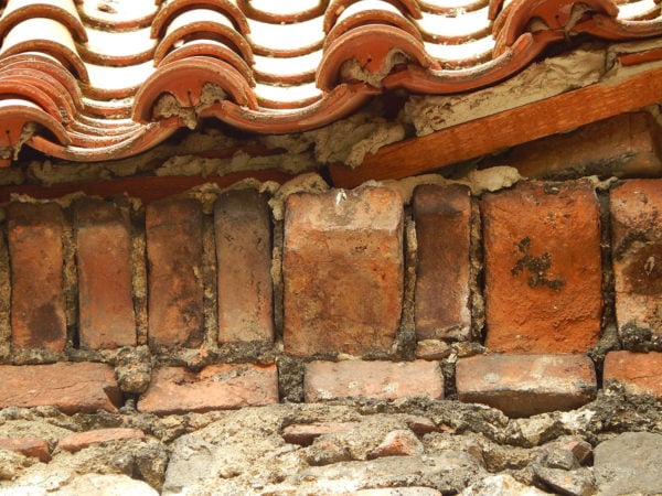 Tvarovka korunní římsy, presbytář klášterního kostela Český Krumlov